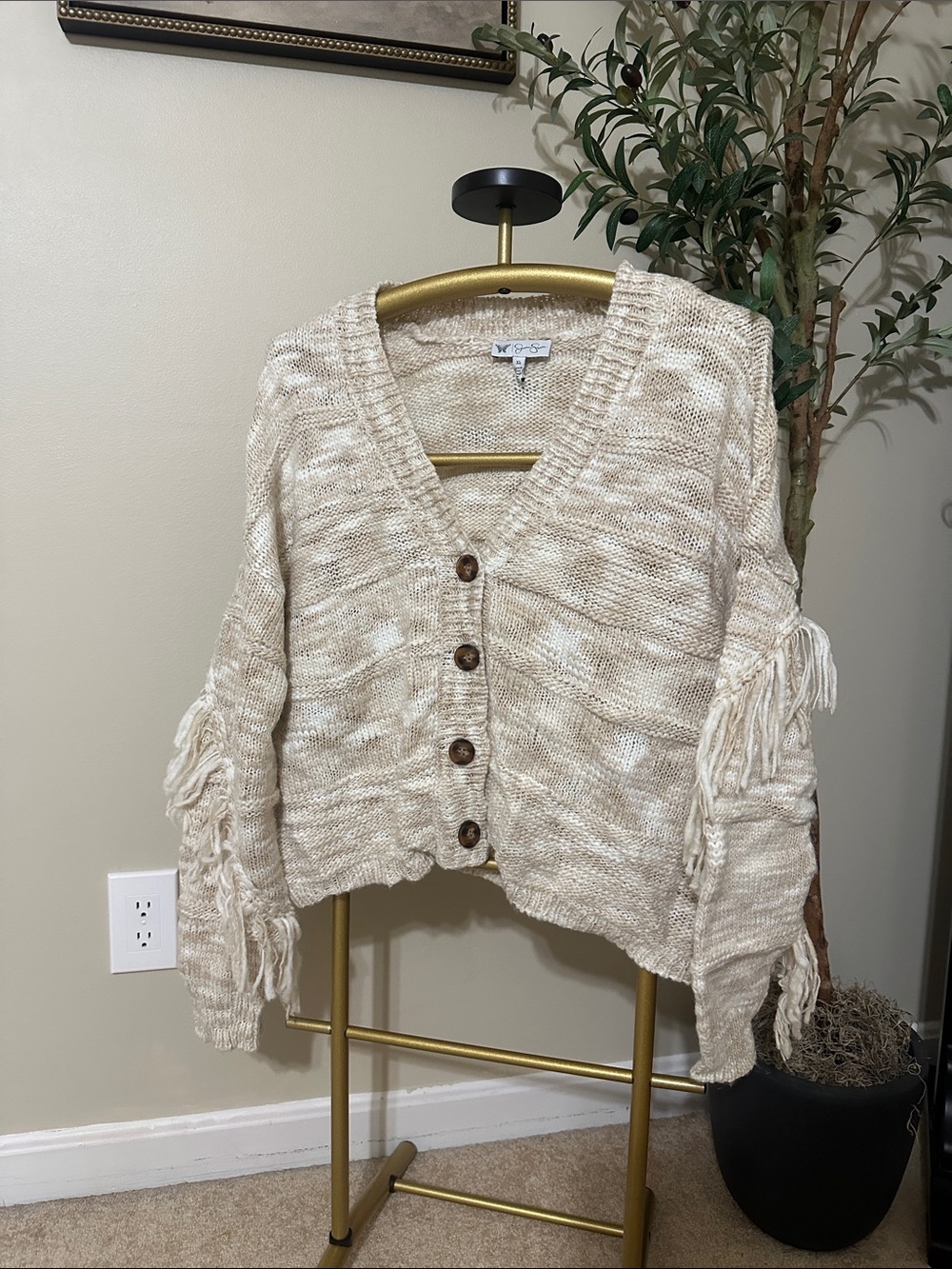 Jessica Simpson Cream Fringe Sleeve Button-Front Cardigan